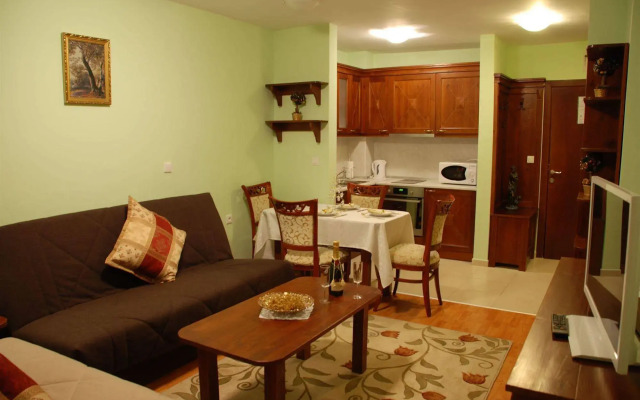 Elegant Lodge Hotel