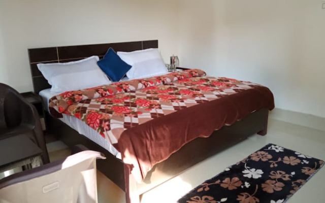 Goroomgo Anugraha Homestay Ramnagar