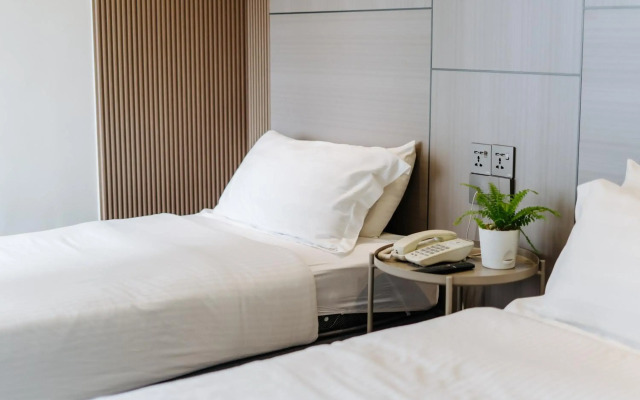 Wangs Hotel Gurney Drive