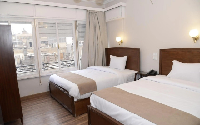 Lotus Hotel
