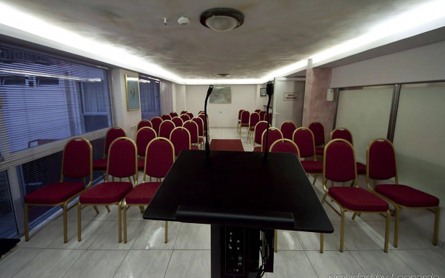 Life Hotel