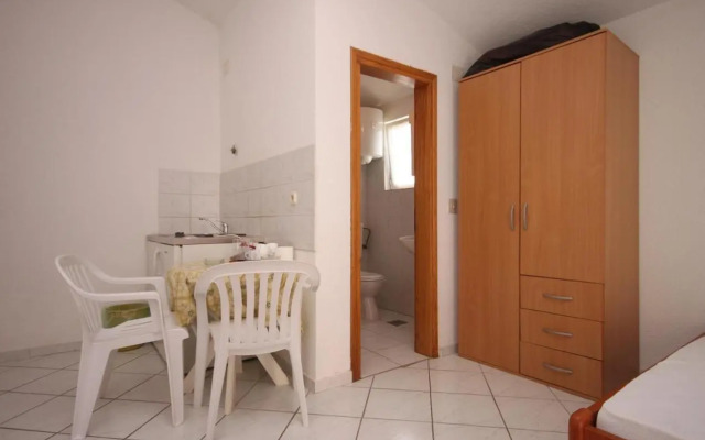 Studio Podaca 6745c