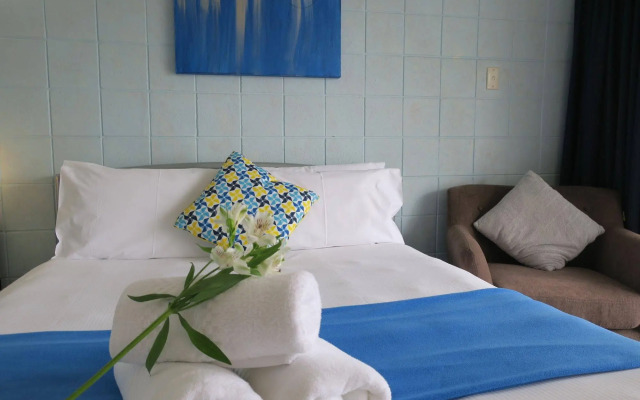 Roselands Motel