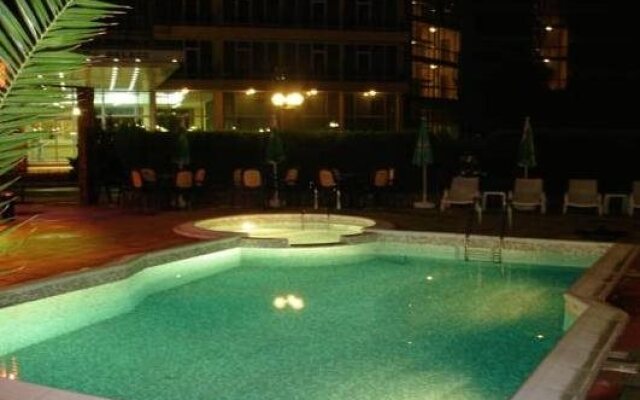 Friends Family Hotel