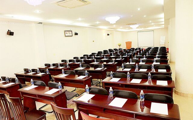 Hanh Phuc Hotel