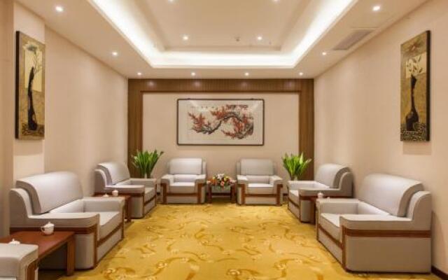 Lijiang Hotel