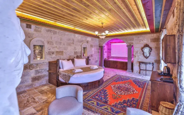 Noble Crown Stone House