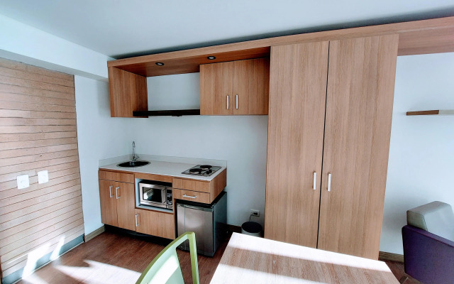 Viaggio Teleport Suites