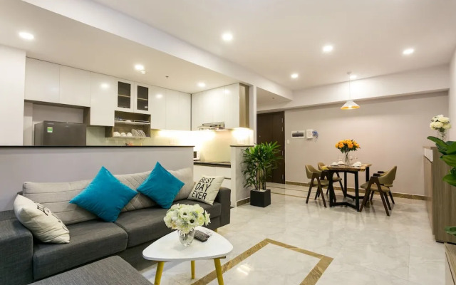 The Milky Way River Gate Apartment