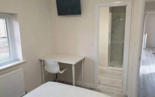 3 En-suite Bed Luxury Accommodation,Nr Warwick Uni