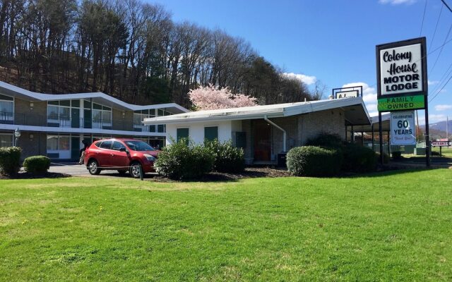 Colony House Motor Lodge