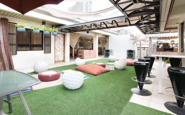 870 Hostel