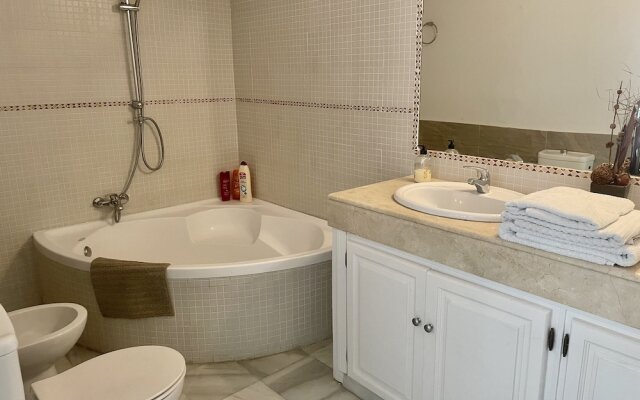 Apartamentos Puerto Sherry