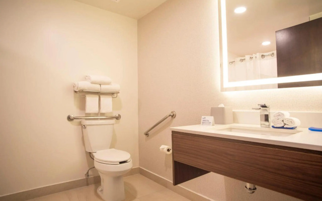 Holiday Inn Express Guadalajara Iteso by IHG