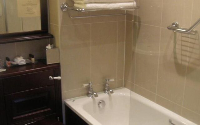 Baileys Hotel Cashel