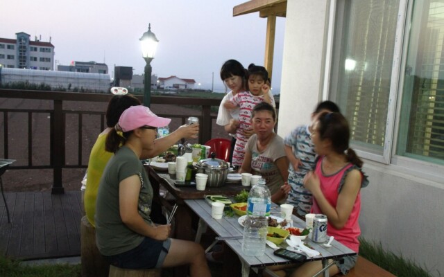 Jeju Gillime Guesthouse & Pension