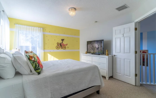 8523 Emerald Island