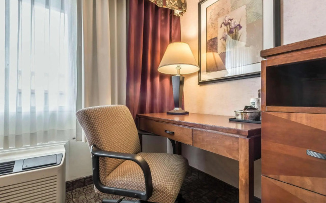 The Hamburg Hotel