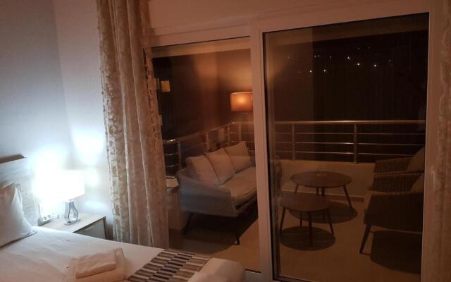 Sithonia Suites Luxury Apartments 4 Beds