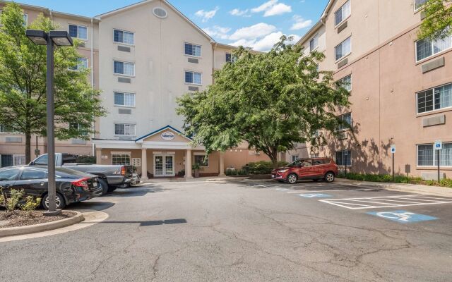 Suburban Studios Sterling - Washington Dulles