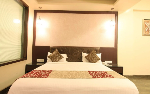Hotel Mittal Avenue & Paradise
