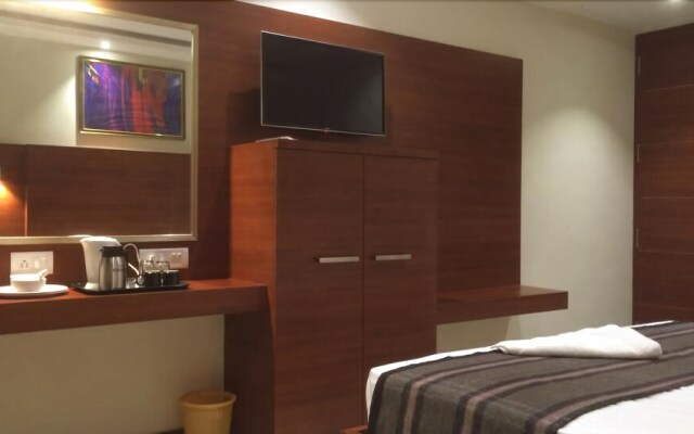 Azeez Avenue hotel