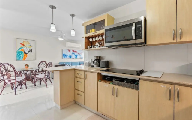 Playas Del Yunque Condo: Pool & Beach Access
