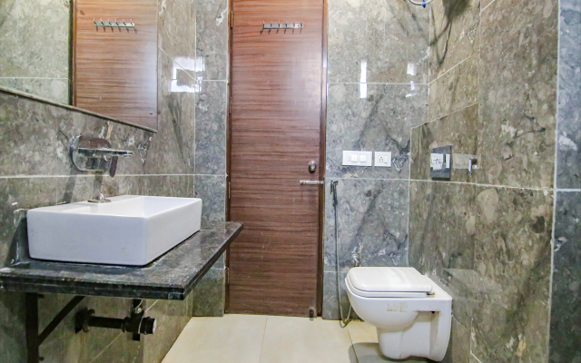 Fabhotel Citi Inn