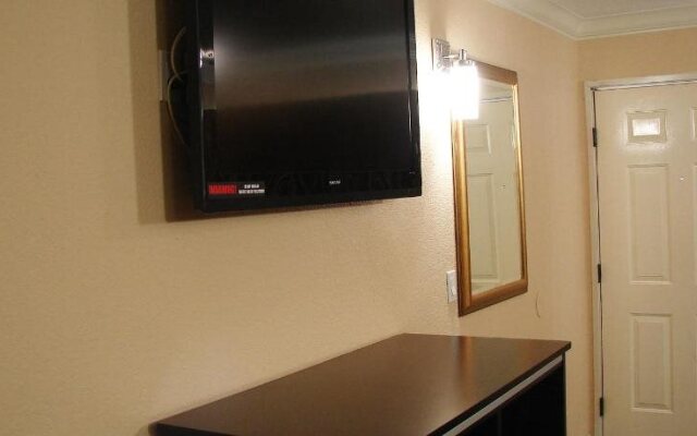Red Roof Inn Los Angeles - Bellflower