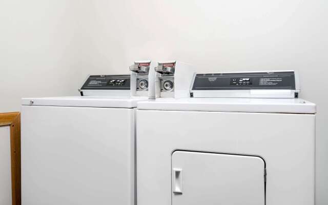 Super 8 by Wyndham Sparta