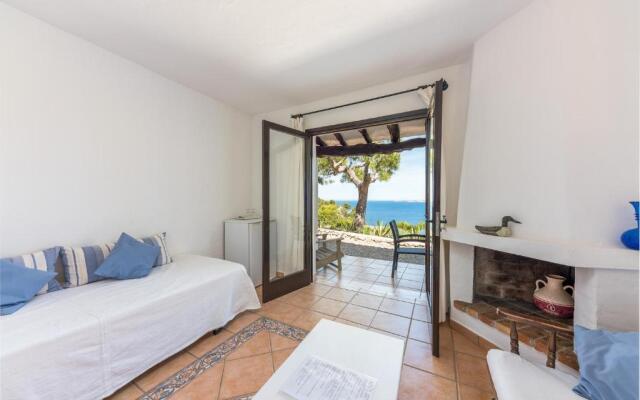 Hostel Cala Moli