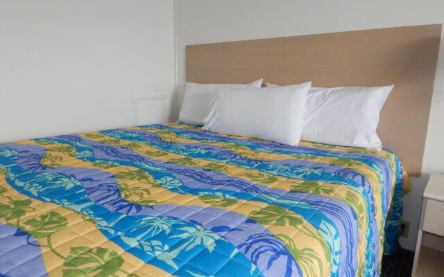 Thunderbird Beach Motel