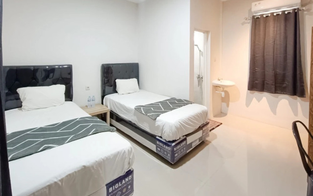 Happy Family Homestay Jember Mitra RedDoorz