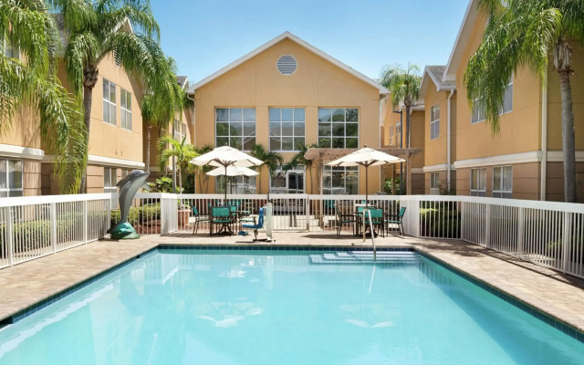 Homewood Suites by Hilton St. Petersburg Clearwater