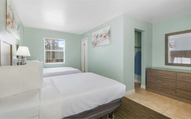 Ocean Court Beachfront Hotel