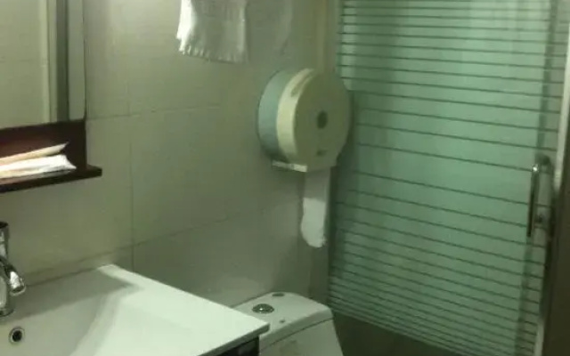 Golden Sun Business Hotel