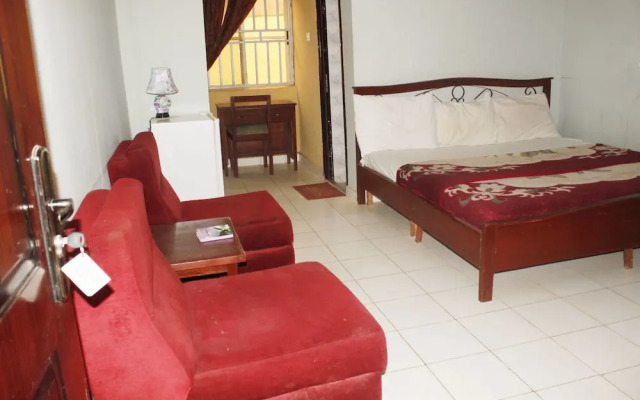 Kenfeli International Palmbeach Hotel