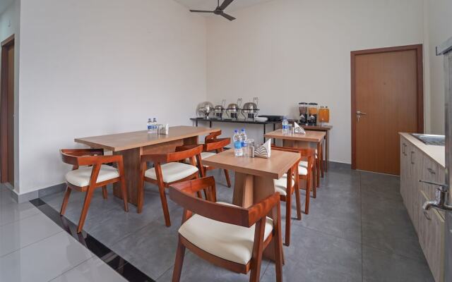 Itsy Hotels Avani Stays, Vyttila, Kochi