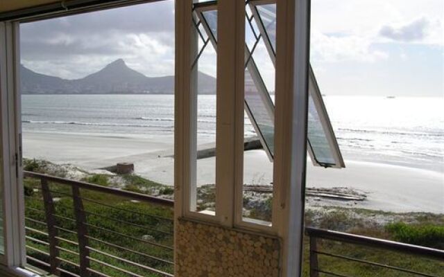 Leisure Bay 306 by CTHA