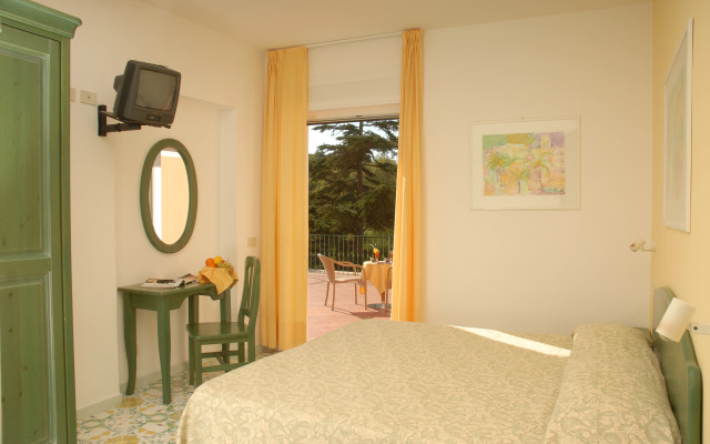 Terme La Pergola & Villa Flavio