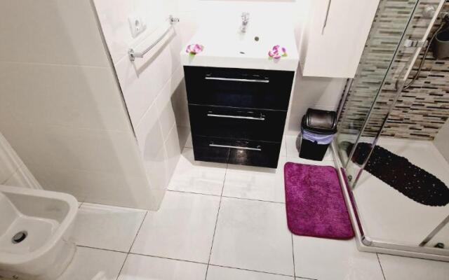 Las Vistas Apartment, Ocean View, 2 Bedrooms & Free Wifi