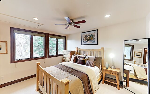 135 Aspen - 3 Br Townhouse