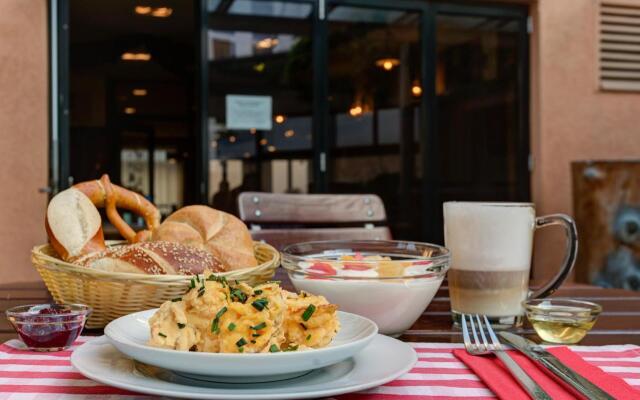 Centro Hotel Stern, Trademark Collection by Wyndham