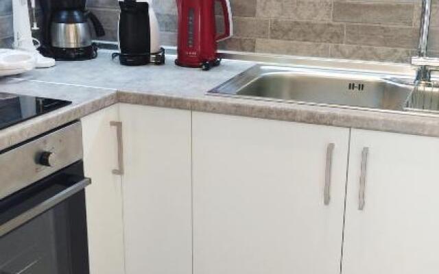 Golden Sunset Beach Apartment