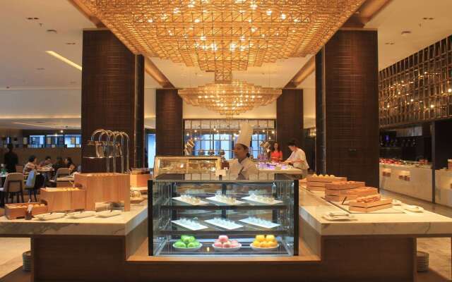 Wyndham Grand Yangon Hotel