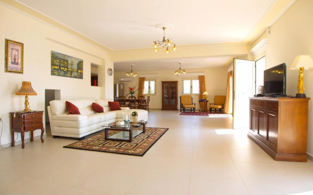 Villa Mandola Dazzling Views of Pine Trees Blue sea