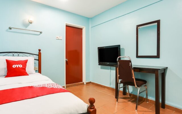OYO 44094 Bangi Lanai Hotel