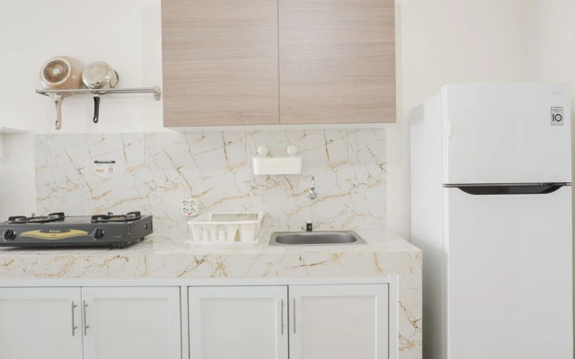 Cozy Stay 2BR at Paradise Mansion Apartment