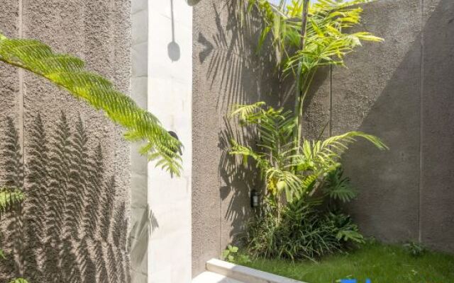Villa The Kayu by GORO