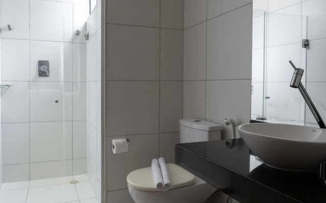 Lind Ssimo Apartamento em Condom nio com Piscina